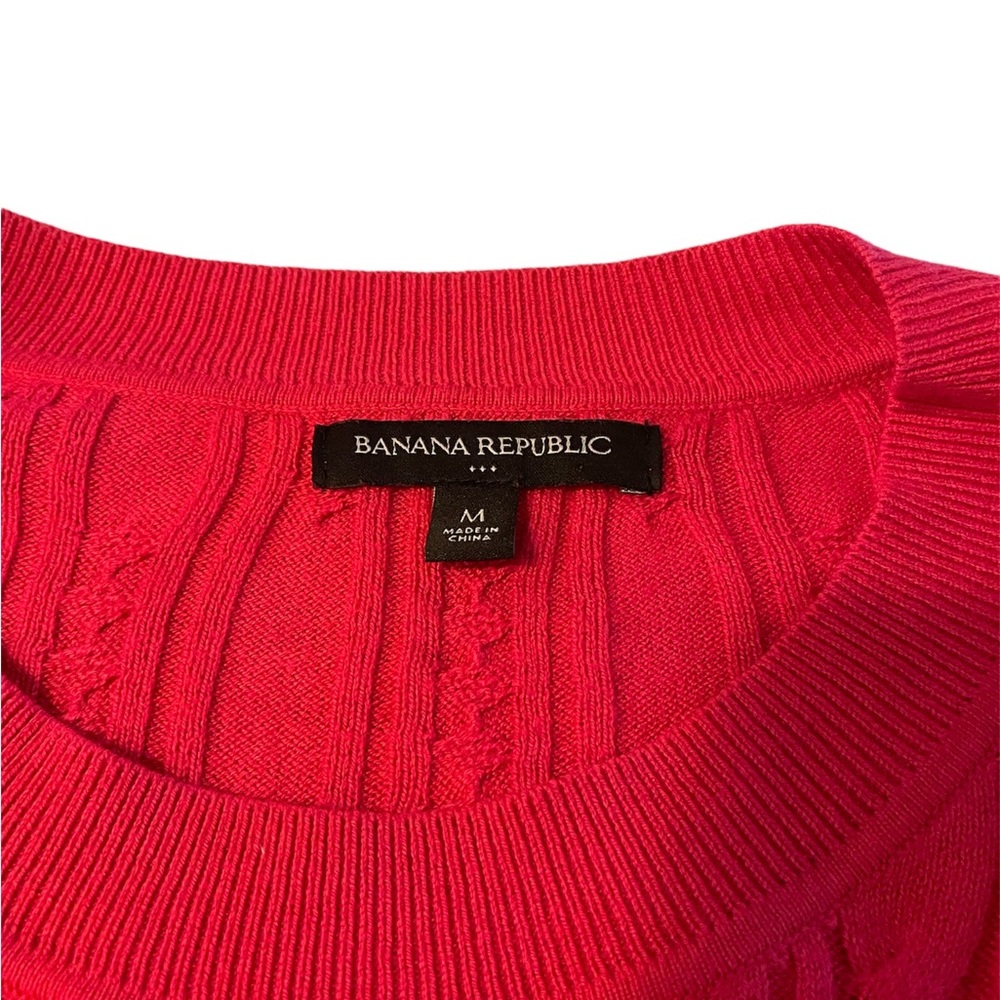 Women’s bright pink Banana Republic sweater - Picture 3 of 4